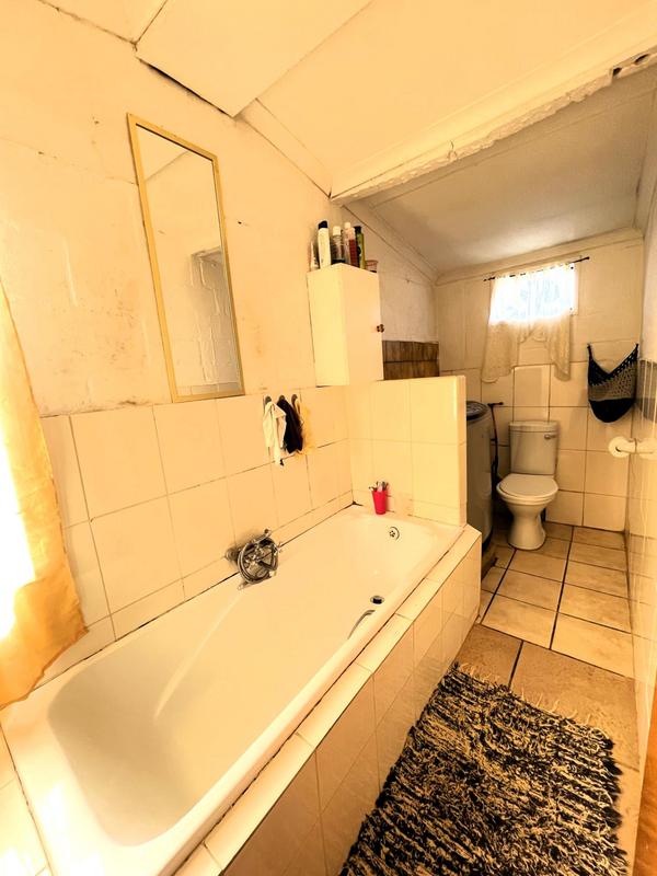 2 Bedroom Property for Sale in Wesbank Western Cape